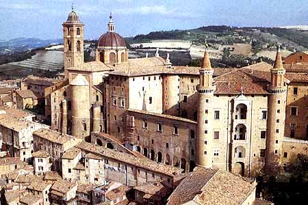 Urbino.JPG (45002 byte)
