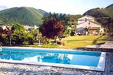 Piscina.jpg (19933 byte)